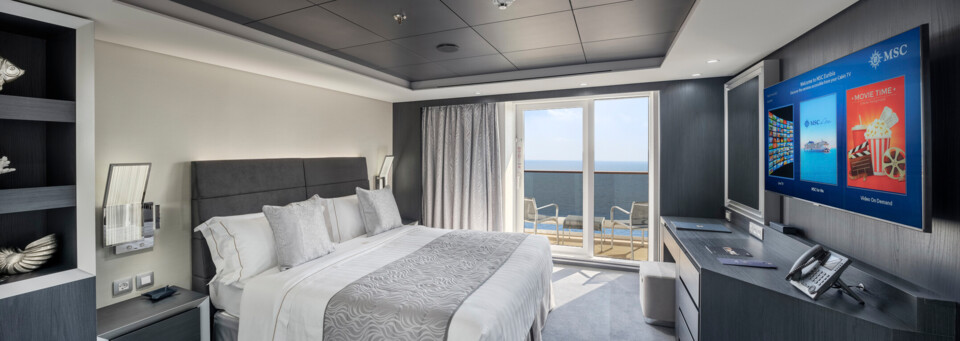 MSC Euribia, MSC Yacht Club Royal Suite mit Whirlpool 